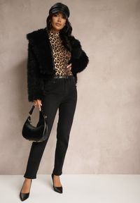 Renee - Czarne Jeansy z Wiskozą Mom Fit High Waist z Paskiem Senarose. Okazja: na co dzień. Stan: podwyższony. Kolor: czarny. Styl: klasyczny, casual