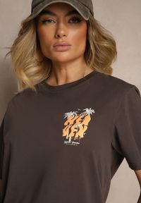 Renee - Brązowa Bawełniana Koszulka z Palmami Sunisora. Okazja: na co dzień. Kolor: brązowy. Materiał: bawełna. Wzór: aplikacja. Sezon: lato. Styl: casual