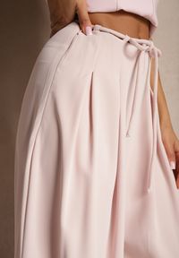 Renee - Różowe Szerokie Spodnie High Waist Zapinane na Suwak z Wiązaniem w Talii Vikonnia. Okazja: na co dzień. Stan: podwyższony. Kolor: różowy. Styl: klasyczny, elegancki, casual