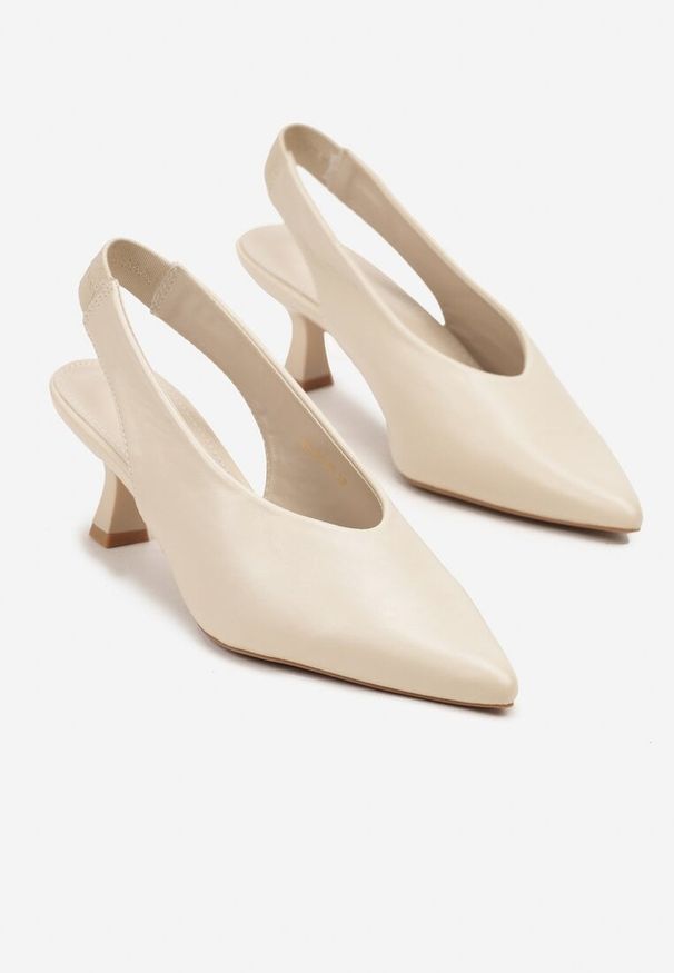 Renee - Beżowe Sandały Vices na Kaczuszce Typu Slingback Liluriela. Okazja: na co dzień. Kolor: beżowy. Wzór: kwiaty. Sezon: lato. Obcas: na szpilce. Styl: elegancki, casual. Wysokość obcasa: średni