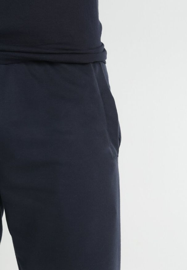 Born2be - Granatowe Dresowe Szorty z Gumką w Pasie Eeshih. Okazja: na co dzień. Kolor: niebieski. Materiał: dresówka. Styl: casual