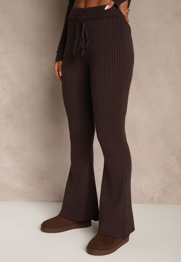 Renee - Brązowe Spodnie Dzwony z Wiskozą High Waist Tusrima. Stan: podwyższony. Kolor: brązowy. Materiał: wiskoza