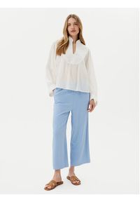 only - ONLY Spodnie materiałowe Solvi 15338672 Niebieski Cropped Fit. Kolor: niebieski. Materiał: wiskoza