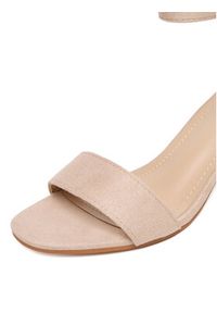 DeeZee Sandały 5250-1 Beżowy. Kolor: beżowy. Materiał: materiał #4
