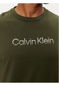 Calvin Klein T-Shirt Degrade Logo K10K112501 Zielony Regular Fit. Kolor: zielony. Materiał: bawełna #5
