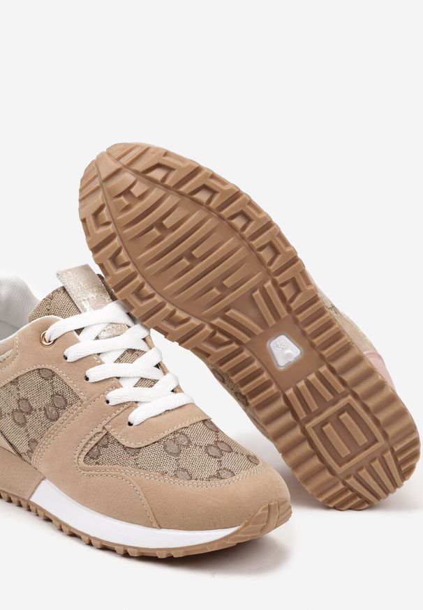 Renee - Beżowo-Różowe Sneakersy Ozdobione Wzorzystymi Wstawkami Halisna. Kolor: beżowy. Materiał: jeans. Wzór: aplikacja