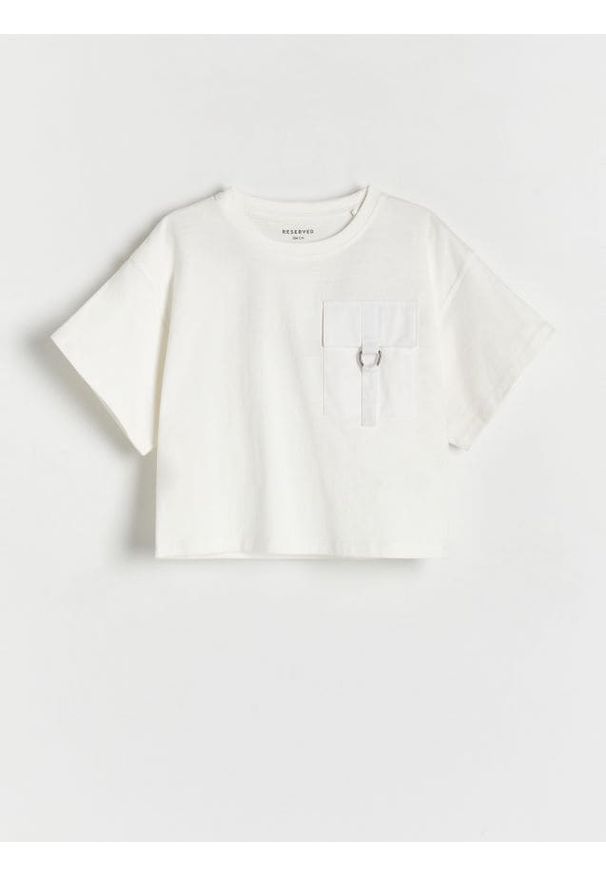 Reserved - T-shirt z kieszenią - złamana biel. Materiał: bawełna