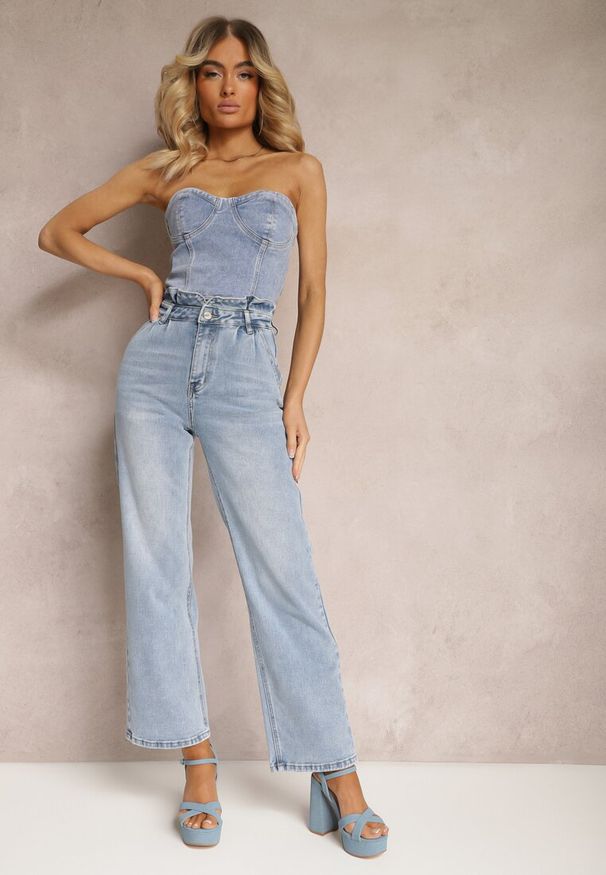 Renee - Niebieskie Jeansy Spodnie High Waist z Szerokimi Nogawkami Sancilla. Stan: podwyższony. Kolor: niebieski. Materiał: jeans. Styl: elegancki, retro