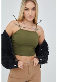 adidas Originals top Trefoil Moments damski kolor zielony. Kolor: zielony. Materiał: materiał, dzianina. Długość rękawa: na ramiączkach. Wzór: gładki #1