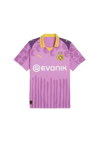 Puma - Męska koszulka KIDSUPER × BORUSSIA DORTMUND PUMA Mauve Pop Faster Yellow Pink. Kolor: różowy. Wzór: geometria, kolorowy