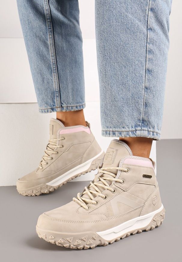 Born2be - Beżowe Sznurowane Botki na Grubej Tłoczonej Podeszwie z Przeszyciami Ellithia. Okazja: na spacer, na co dzień. Kolor: beżowy. Materiał: jeans. Wzór: aplikacja. Obcas: na obcasie. Styl: elegancki, casual, sportowy. Wysokość obcasa: średni