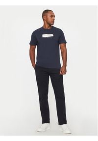Guess Spodnie materiałowe M4BB16 WGHG1 Niebieski Regular Fit. Kolor: niebieski. Materiał: bawełna #4