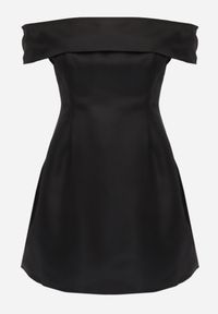 Born2be - Czarna Rozkloszowana Sukienka VICES z Hiszpańskim Dekoltem Dorienora. Okazja: na imprezę. Typ kołnierza: dekolt hiszpanka. Kolor: czarny. Materiał: poliester. Typ sukienki: rozkloszowane #7