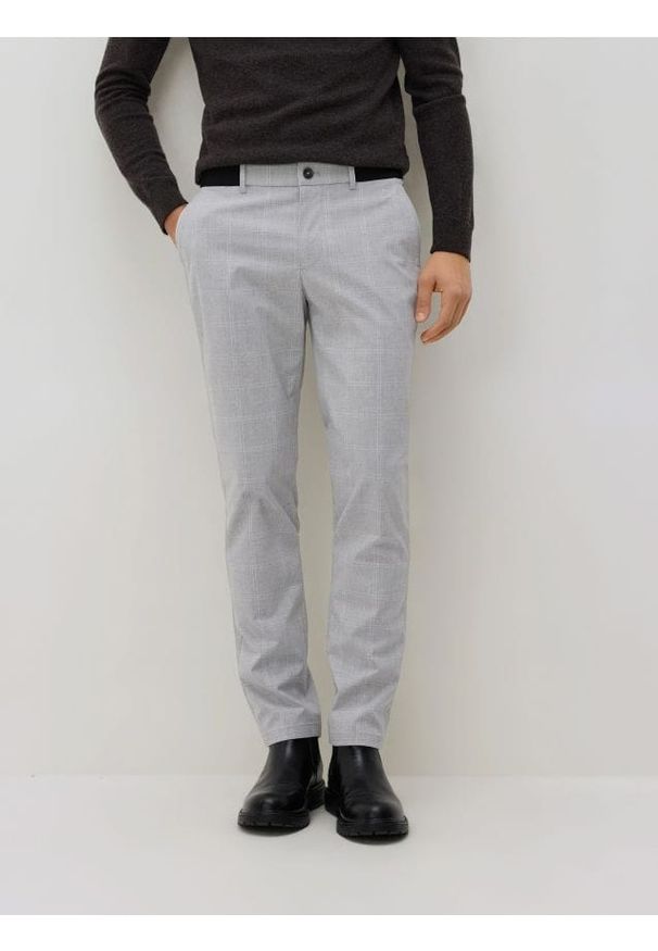 Reserved - Spodnie chino slim fit - jasnoszary. Kolor: szary. Materiał: wiskoza, tkanina
