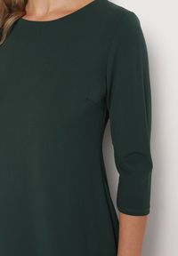 Born2be - Zielona Trapezowa Sukienka z Dłuższym Tyłem Gemirina. Okazja: na co dzień. Kolor: zielony. Typ sukienki: trapezowe. Styl: casual #7