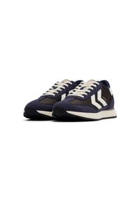Sneakersy Hummel Stadion 23. Kolor: brązowy. Materiał: guma