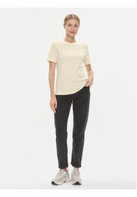 Calvin Klein Jeans T-Shirt J20J223226 Żółty Regular Fit. Kolor: żółty. Materiał: bawełna