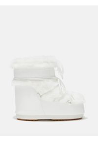 Moon Boot ICON LOW FAUX-FUR BOOTS Śniegowce damskie. Okazja: na spacer. Wysokość cholewki: przed kostkę. Kolor: biały. Materiał: futro, materiał, syntetyk. Szerokość cholewki: normalna. Sezon: zima. Styl: elegancki #1