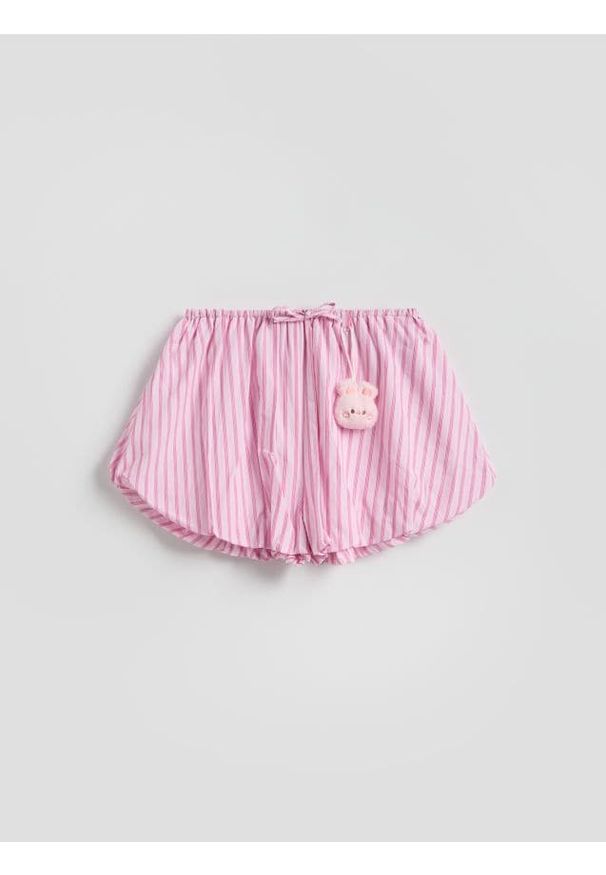 Reserved - Bawełniane szorty z zawieszką - różowy. Kolor: różowy. Materiał: bawełna