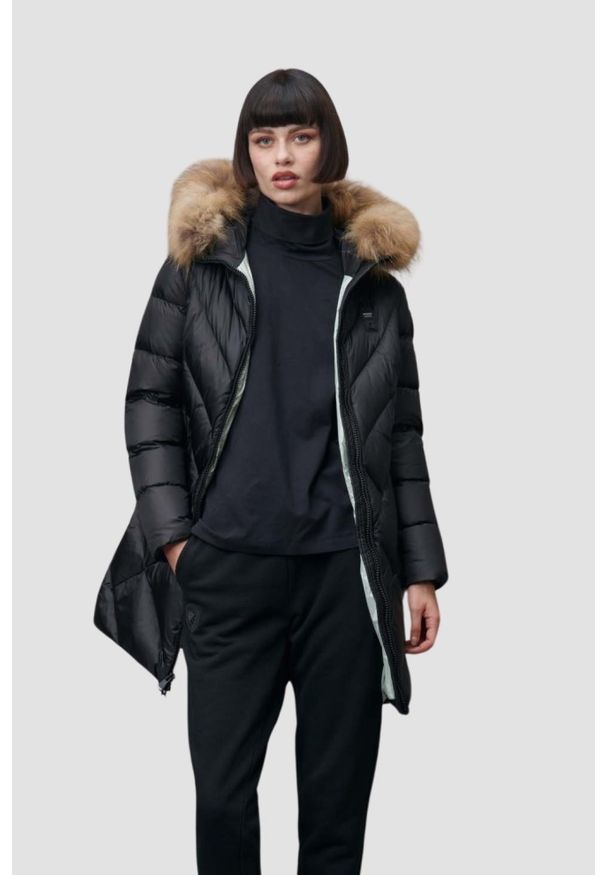 Blauer USA - BLAUER Czarna damska kurtka Althea Raincoat Long Jackets, Rozmiar S. Kolor: czarny. Materiał: puch, poliamid. Styl: elegancki