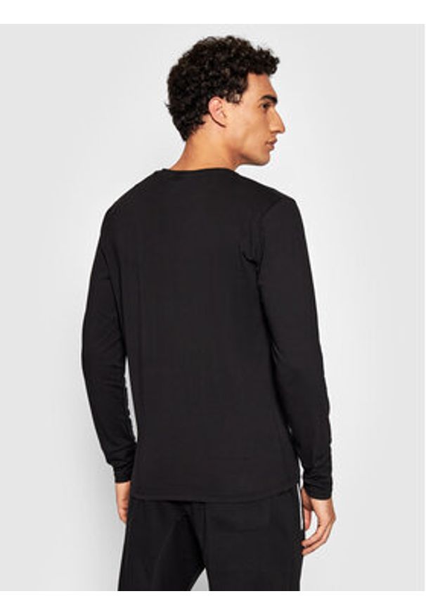 Alpha Industries Longsleeve Basic Small Logo 198517 Czarny Regular Fit. Kolor: czarny. Materiał: bawełna. Długość rękawa: długi rękaw