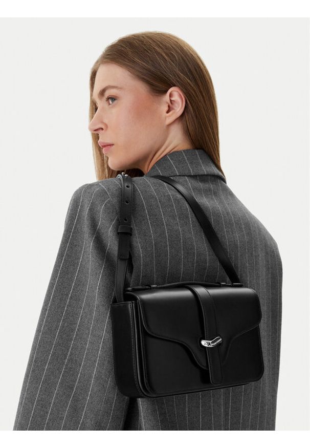 Emporio Armani Torebka EW004419 AF25356 UC001 Czarny. Kolor: czarny. Materiał: skórzane