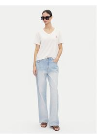 Hugo - HUGO T-Shirt Nika_T-Shirt 50540046 Écru Regular Fit. Kolor: kremowy. Materiał: bawełna #4