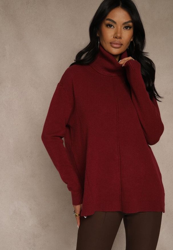 Renee - Bordowy Golf o Fasonie Klasycznego Swetra z Domieszką Kaszmiru Rorilaine. Okazja: na co dzień. Typ kołnierza: golf. Kolor: czerwony. Materiał: kaszmir. Długość rękawa: długi rękaw. Długość: długie. Wzór: aplikacja. Styl: klasyczny