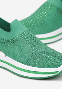 Born2be - Zielone Buty Sportowe Artemika. Okazja: na co dzień. Nosek buta: okrągły. Kolor: zielony. Materiał: materiał. Szerokość cholewki: normalna. Wzór: aplikacja #5