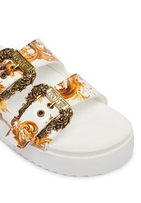 Versace Jeans Couture Klapki 80VA3SM1 ZS366 Złoty. Kolor: złoty. Materiał: skóra #4