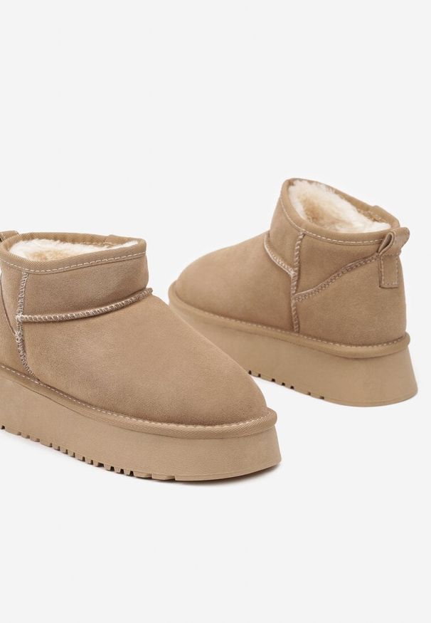 Born2be - Beżowe Śniegowce na Platformie z Naturalnego Zamszu Maziera. Okazja: na spotkanie biznesowe. Kolor: beżowy. Materiał: zamsz. Obcas: na platformie. Styl: elegancki, biznesowy, klasyczny