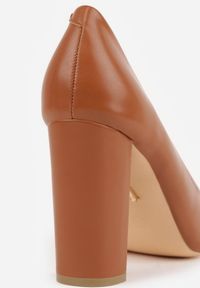 Renee - Brązowe Czółenka Vices na Słupku z Wkładką ze Skóry Naturalnej Pioana. Kolor: brązowy. Materiał: skóra. Obcas: na słupku #3