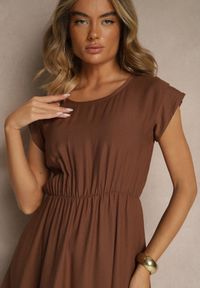 Renee - Brązowa Rozkloszowana Sukienka z Wiskozy Linurea. Okazja: na co dzień. Kolor: brązowy. Materiał: wiskoza. Styl: klasyczny, elegancki, casual #2