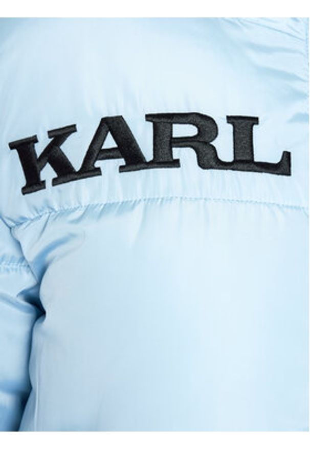 Karl Kani Kurtka zimowa Retro Essentials 6176621 Niebieski Regular Fit. Kolor: niebieski. Materiał: syntetyk, puch. Sezon: zima. Styl: retro