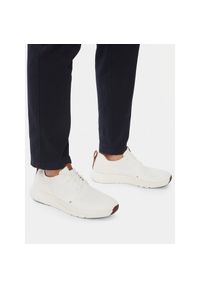 Sneakersy Clarks. Kolor: biały #1