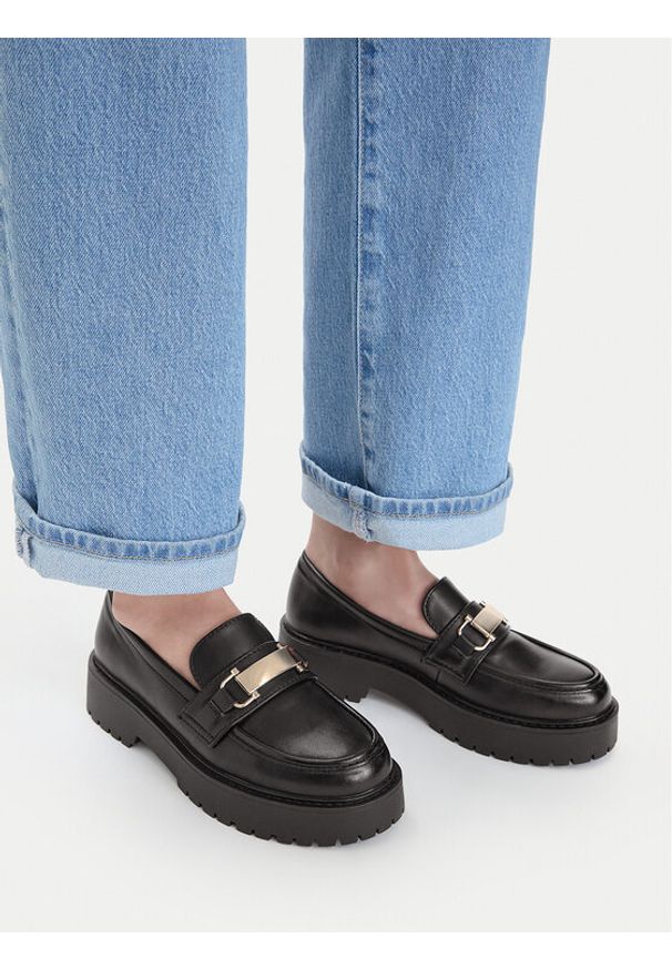 DeeZee Loafersy CEO-HY18638-4 Czarny. Kolor: czarny. Materiał: skóra