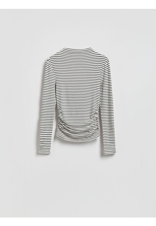 Reserved - Longsleeve z marszczeniami - wielobarwny. Materiał: dzianina. Długość rękawa: długi rękaw