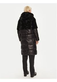 Blauer Płaszcz zimowy 24WBLDK02556 Czarny Regular Fit. Kolor: czarny. Materiał: syntetyk. Sezon: zima #6