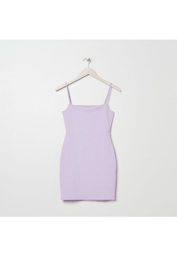 Sinsay - Sukienka mini na ramiączkach - Fioletowy. Kolor: fioletowy. Długość rękawa: na ramiączkach. Długość: mini
