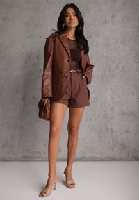 Renee - Brązowe Szorty High Waist w Eleganckim Stylu z Cienkim Paskiem ze Sprzączką Rissarie. Stan: podwyższony. Kolor: brązowy. Sezon: lato. Styl: elegancki #1