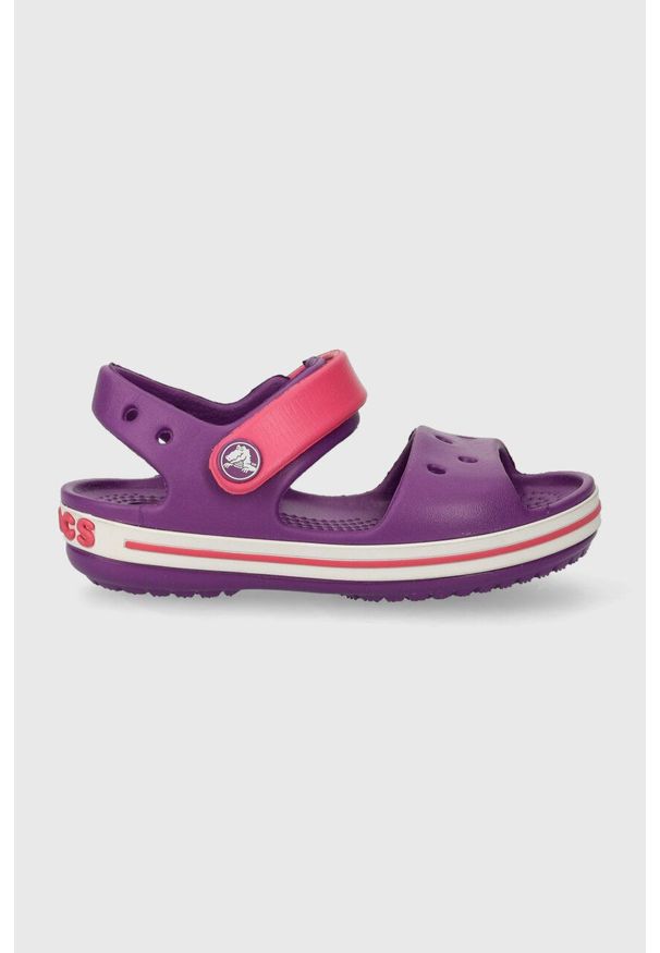 Crocs sandały dziecięce CROCBAND SANDAL KIDS kolor fioletowy. Zapięcie: rzepy. Kolor: fioletowy