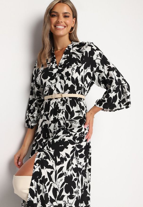 Born2be - Czarno-Biała Długa Sukienka z Abstrakcyjnym Wzorem i Rękawami 3/4 Thalorias. Kolor: czarny. Długość: maxi