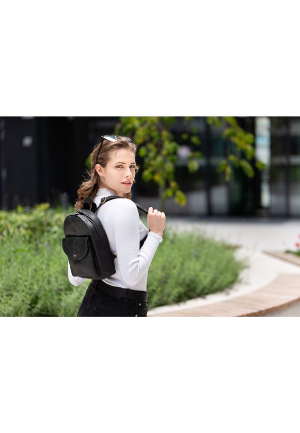 PAOLO PERUZZI - Plecak damski czarny Paolo Peruzzi T-18-BL. Kolor: czarny. Materiał: skóra. Styl: vintage