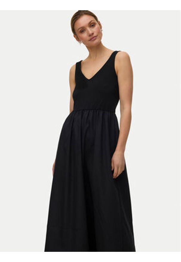 Vero Moda Sukienka letnia Vally 10345917 Czarny Loose Fit. Kolor: czarny. Materiał: syntetyk. Sezon: lato