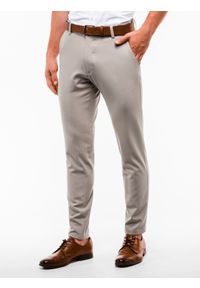 Ombre Clothing - Spodnie męskie chino P832 - beżowe - XXL. Kolor: beżowy. Materiał: tkanina, poliester, elastan, wiskoza. Styl: klasyczny, elegancki #2