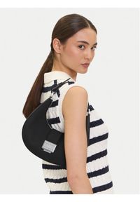 Tommy Jeans Torebka Tjw Crush Shoulder Bag AW0AW17539 Czarny. Kolor: czarny. Materiał: skórzane #1