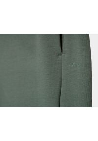 outhorn - Spodnie dresowe męskie Outhorn - zielone. Kolor: zielony. Materiał: dresówka