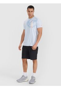 4f - 4F T-shirt regular z nadrukiem męski - niebieski XXL. Okazja: na co dzień. Kolor: niebieski. Materiał: bawełna, jersey, materiał. Długość rękawa: krótki rękaw. Długość: krótkie. Wzór: nadruk. Styl: sportowy, casual, klasyczny