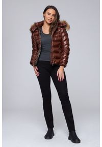 Hetrego - HETREGO Brązowa damska puchowa kurtka Holly z odczepianym kapturem, Rozmiar 38 EU - 42 IT. Kolor: brązowy. Materiał: puch #3