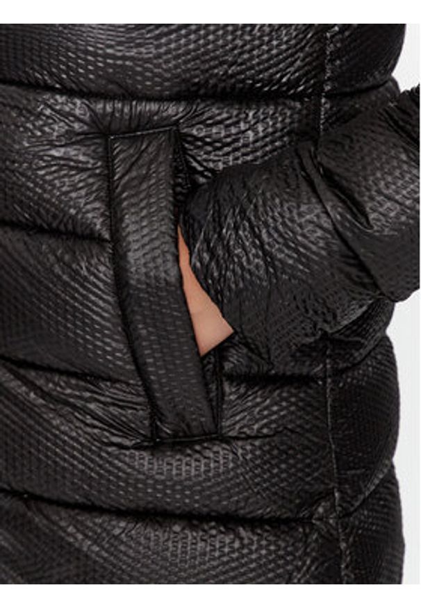 CMP Kurtka zimowa 33K3576 Czarny Regular Fit. Kolor: czarny. Materiał: syntetyk. Sezon: zima